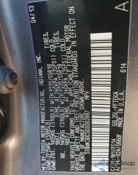 2013 Toyota Sienna Le z USA, uszkodzony, nr VIN 5TDJK3DC5DS062887